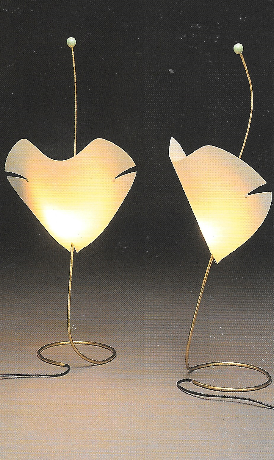 Fulla - Lámparas decorativas con forma órganica, diseño original en iluminación ambiental